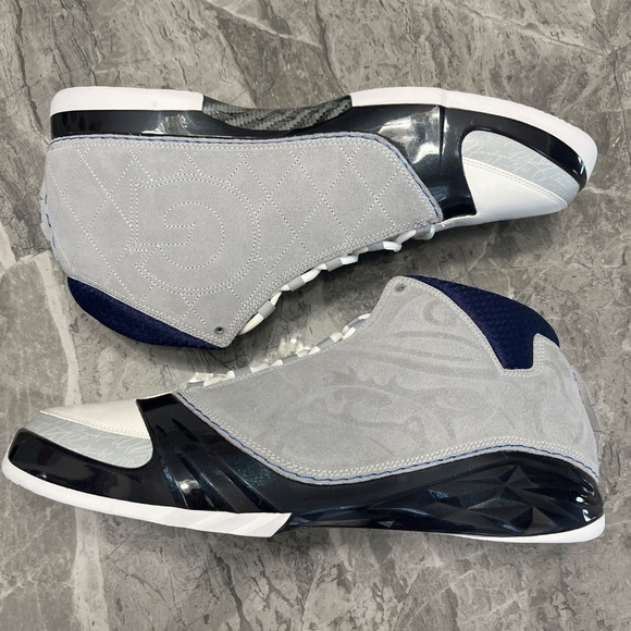 Air Jordan 23 Retro PE “Georgetown University” Sz. 18 (FV1334-004) (RARE Item) - Picture 2 of 11